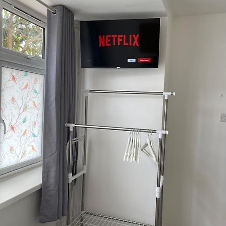 Studio Flat Fully Equipped Appartement Croydon Buitenkant foto