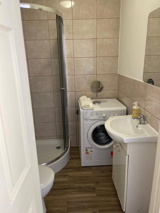Studio Flat Fully Equipped Appartement Croydon Buitenkant foto