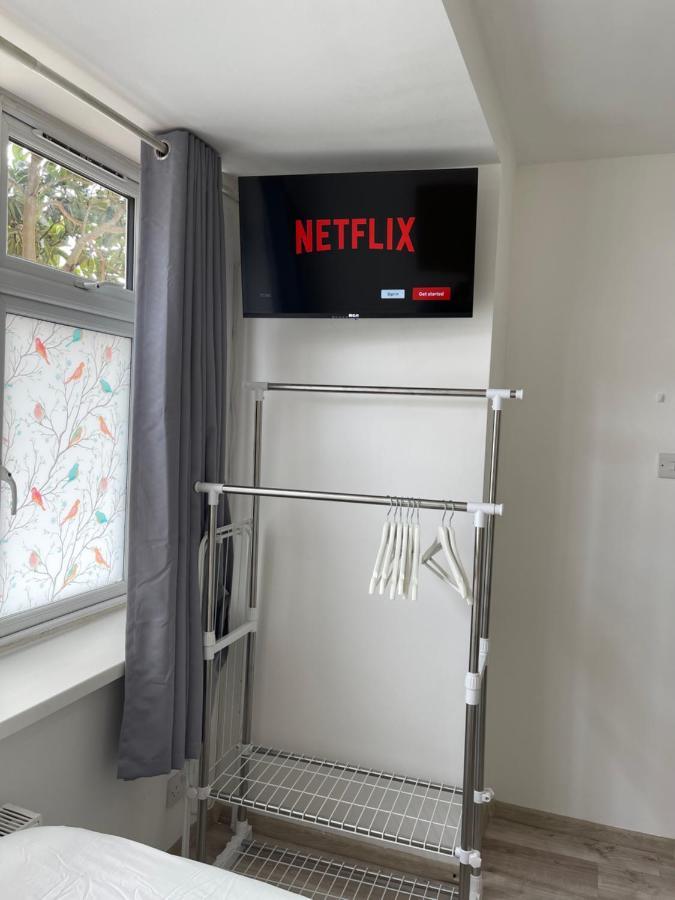 Studio Flat Fully Equipped Appartement Croydon Buitenkant foto